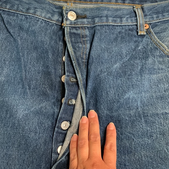 Men's Levi's 501 Button Fly Jeans 48x30 - Picture 5 of 12
